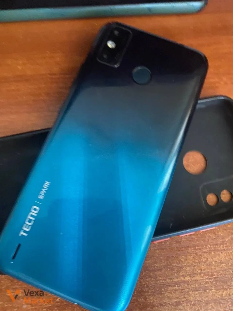 Смартфон Tecno Spark 6 Go — фото 2
