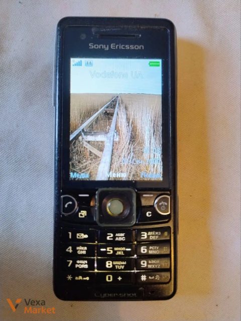 Sony Ericsson Cyber-shot телефон