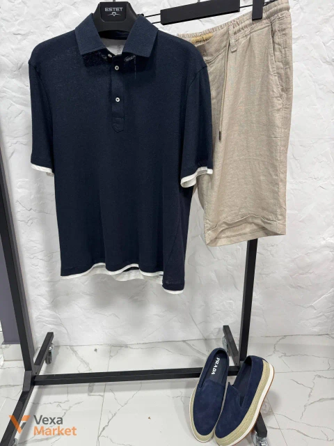 Сорочка Brunello Cucinelli, шорти Armani, взуття Prada