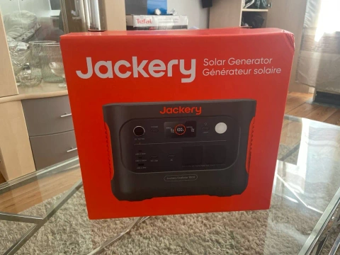 Станція Jackery Explorer 1000 V2