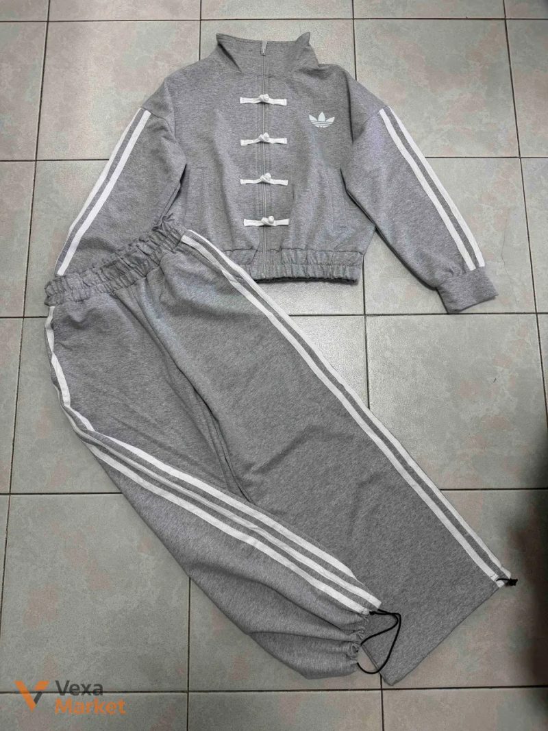 Стильний костюм Adidas бомбер і штани палаццо — фото 4
