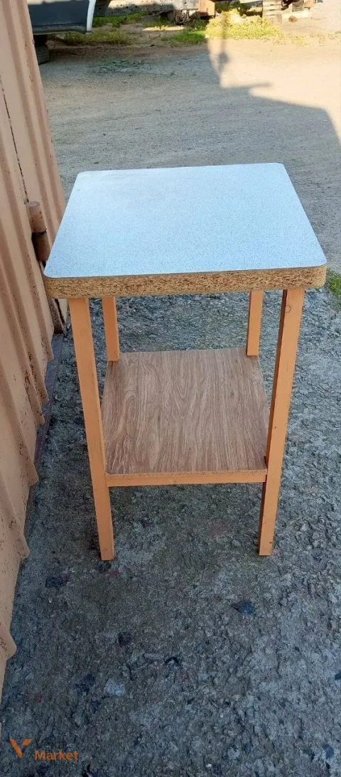 Столик розкладний 55,5×48,5 см висота 80 см