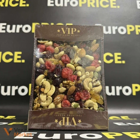 Суміш горіхів VIP картон 500г