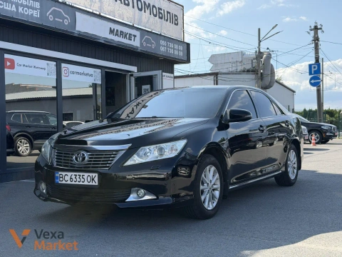 Toyota Camry VII покоління/XV50 2013 2.5 л. Газ/Бензин Чорний