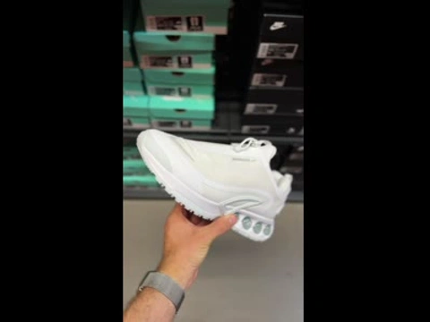 Nike Air Max DN Roam