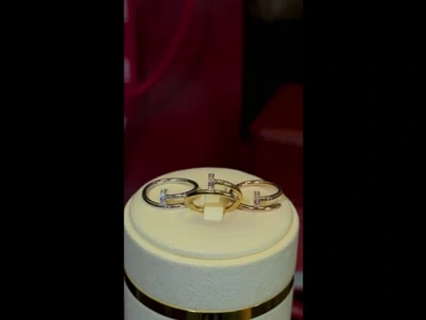 Cartier Juste un Clou кольцо белое/желтое/розовое золото 18К с бриллиантами