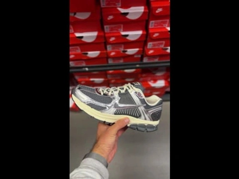 Nike Zoom Vomero 5
