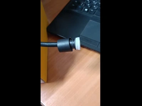 Комплект гігієнічного душу з тріснутим з'єднанням шлангу