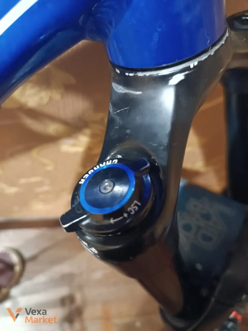 Вилка Rock Shox Lyrik RC Charger 2 170 мм, 27.5", 2018 — фото 2