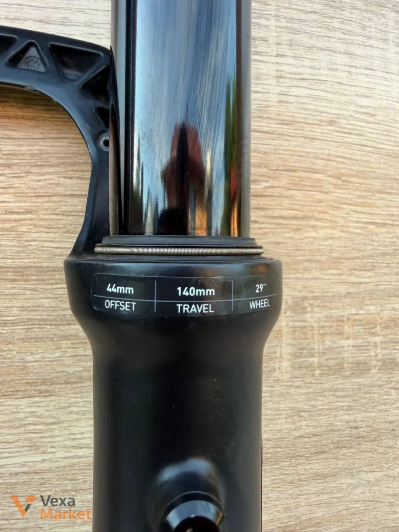 Вилка Rock Shox Pike Select Charger RC 29 140mm Boost 15x110mm 2023 — фото 8