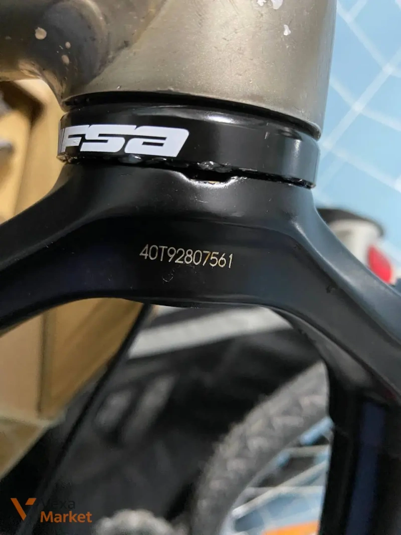 Вилка RockShox Lyrik Yari 27.5" 170мм Boost — фото 2