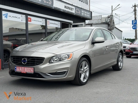 Volvo S60 2013 2.5 л Бензин Автомат Полный привод
