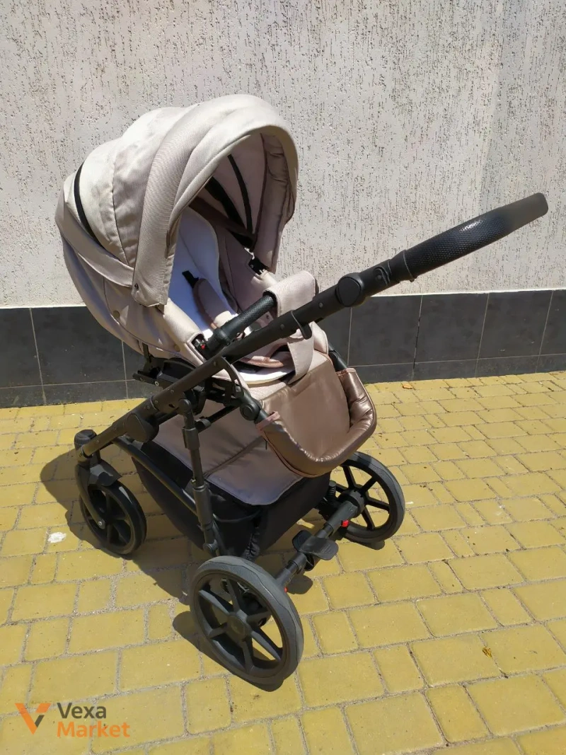Вживаний візочок 2 в 1 Baby Pram з гелевими колесами — фото 3