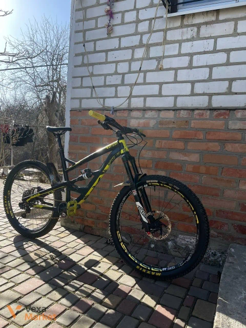 YT Capra CF 2017 рама L + RockShox Yari + Monarch Plus RC3