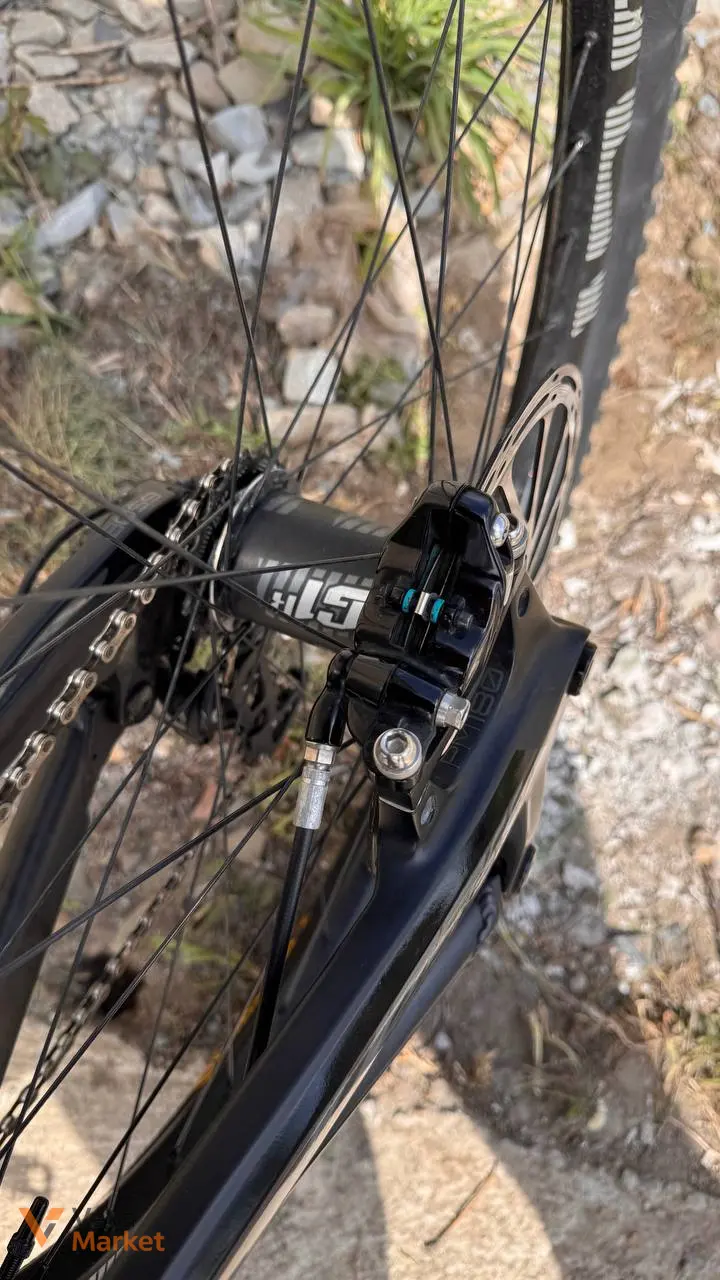 YT Tues CF M size 2018 Downhill Bike — фото 7