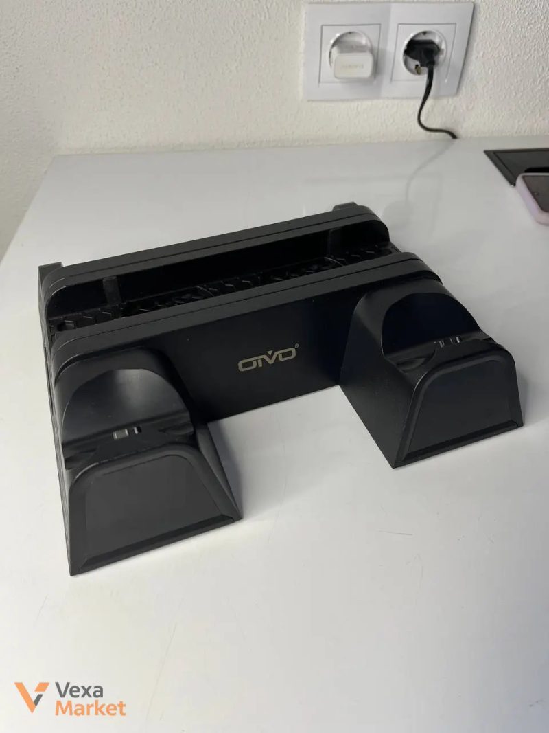 Зарядна док-станція для Playstation 4/SLIM/FAT з 2 вентиляторами та зарядкою для 2 геймпадів — фото 3