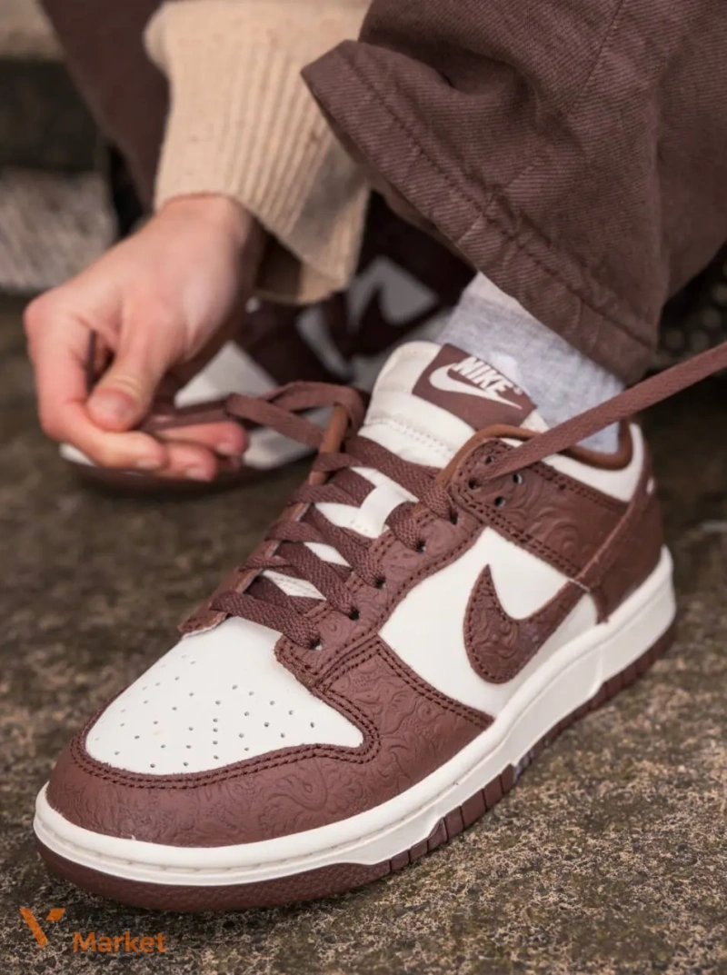 Жіночі кросівки Nike Dunk Low SE — фото 3
