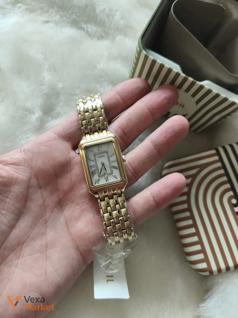 Жіночий годинник Fossil прямокутний золотистий зі сталевим браслетом — фото 2