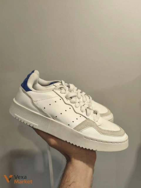 Adidas шкіряні кросівки 36 розмір