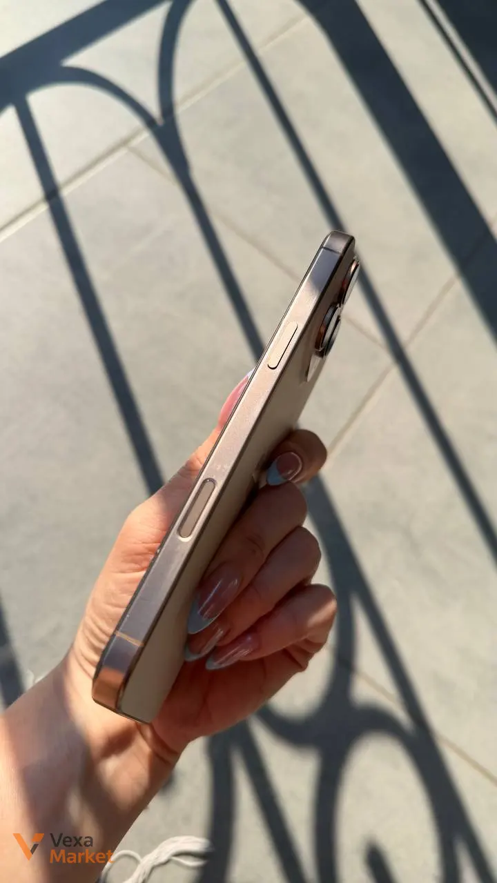 Apple iPhone 16 Pro Max 512GB — фото 2