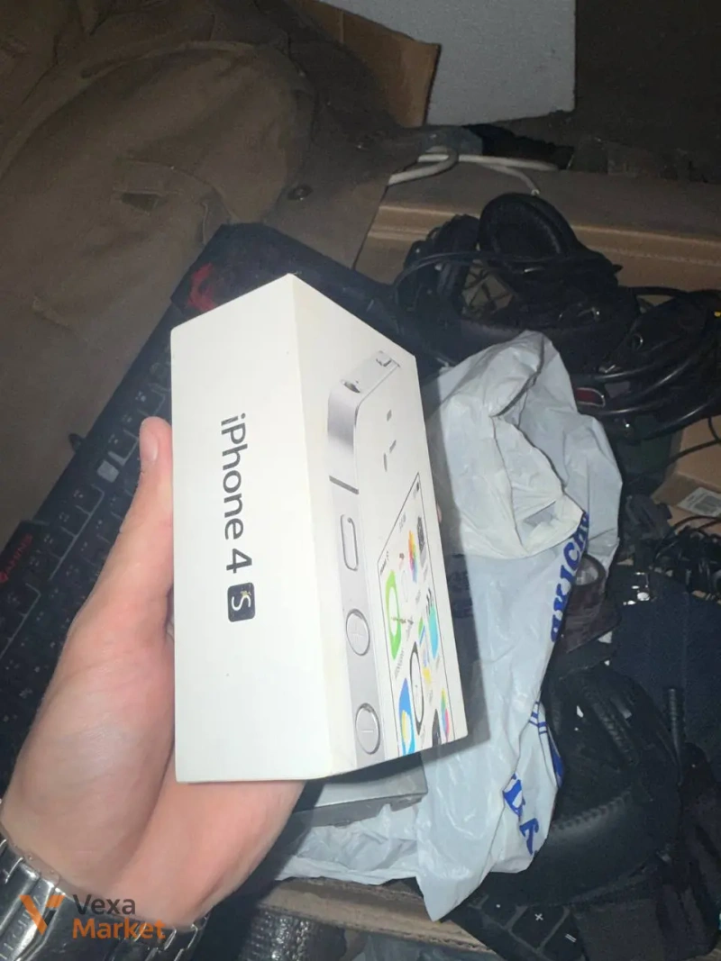 Apple iPhone 4s белый с оригинальной коробкой — фото 2