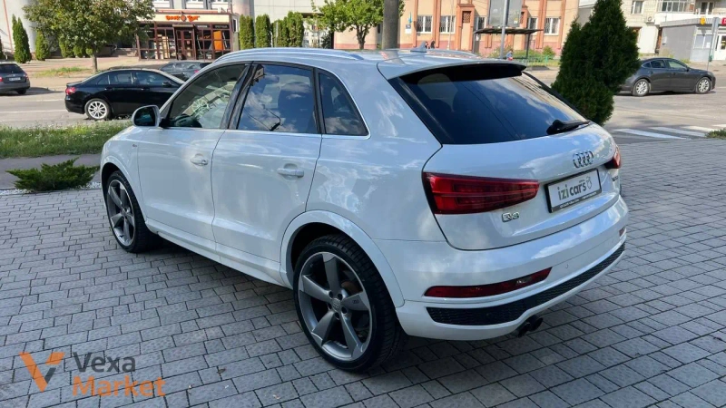 Audi Q3 TFSI Quattro 2015 2.0 бензин — фото 2