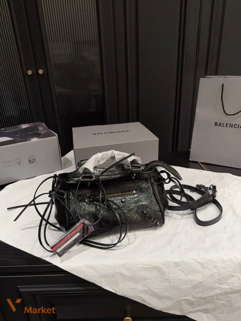 Balenciaga Le City Bag шкіряна 23х15 — фото 4