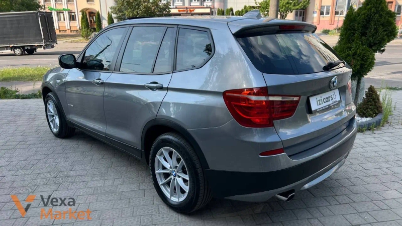 BMW X3 2013 XDrive 2.0 бензин — фото 3