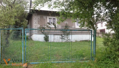 Будинок 80 кв.м, 4 кімнати, 100 соток землі в с. Біличі, Львівська область
