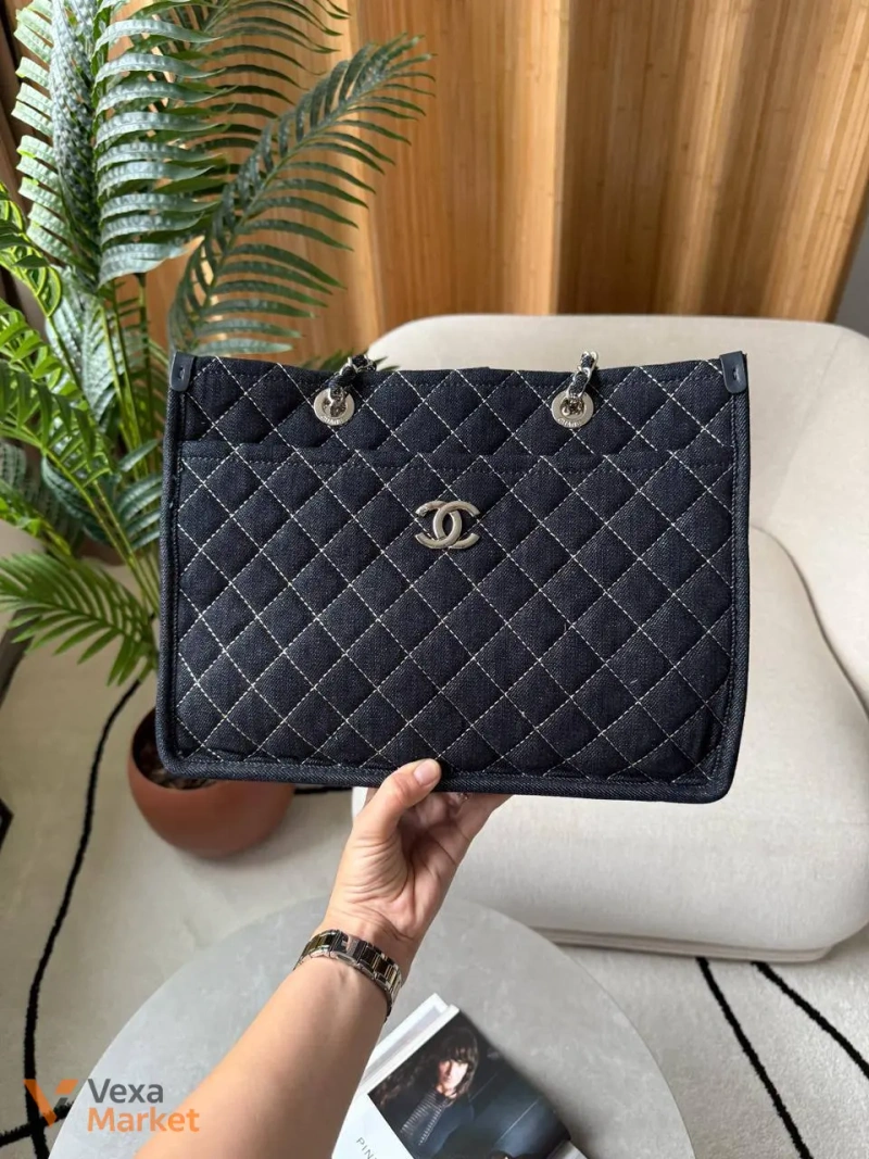 Chanel Denim Tote Bag with Wild Stitch Quilting — фото 2