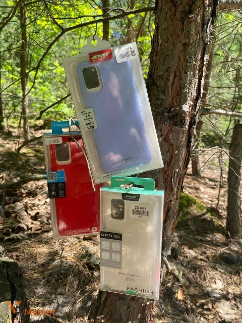 Чохли для телефонів Samsung та Xiaomi