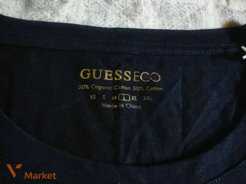 Чорна футболка GUESS Eco з принтом логотипу зі стразами