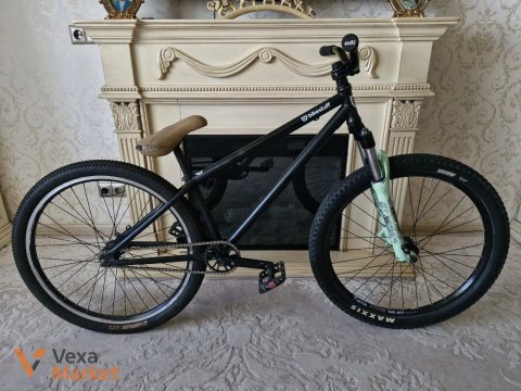 Dirt/MTB велосипед NS Metropolis 1