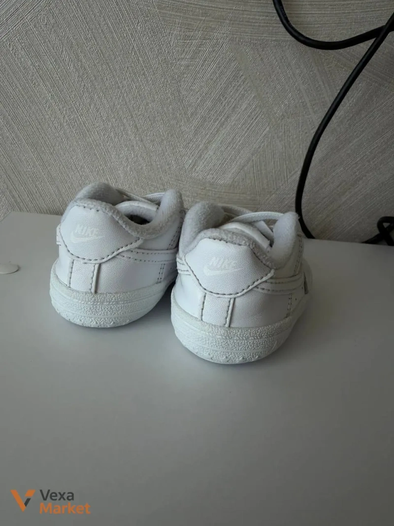 Дитяче взуття Nike, TOMS та Sport — фото 3
