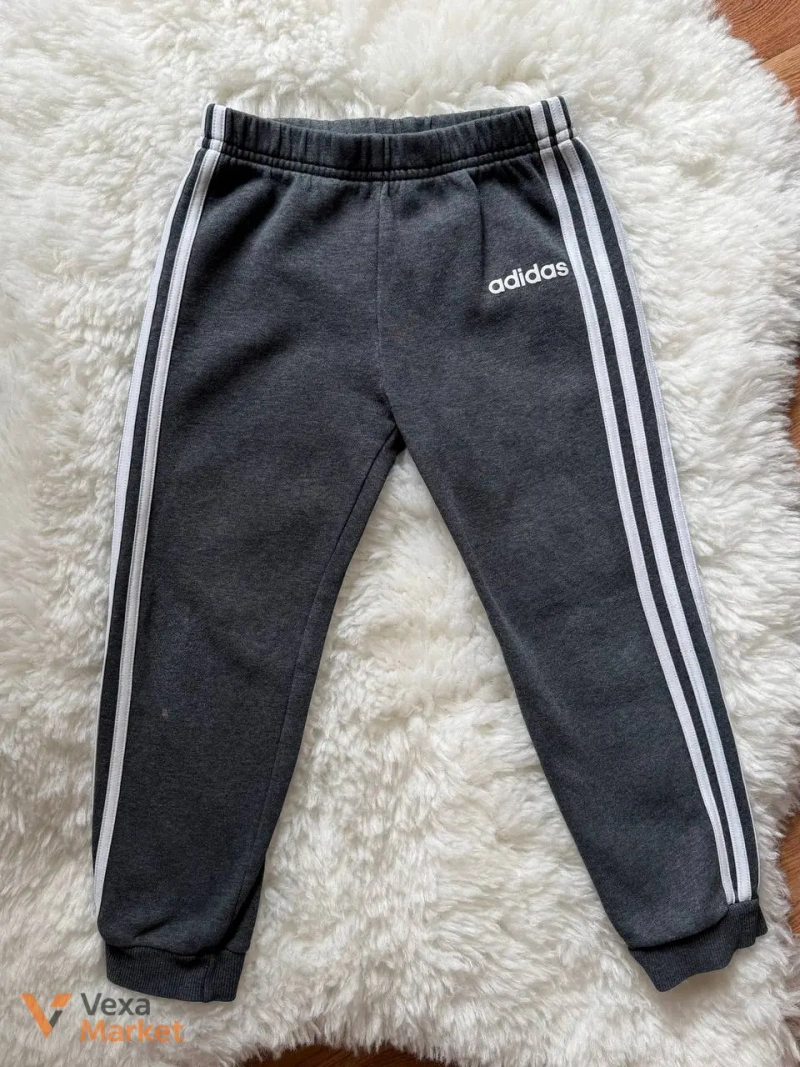 Дитячий спортивний костюм Adidas оригінал розмір 104 — фото 5