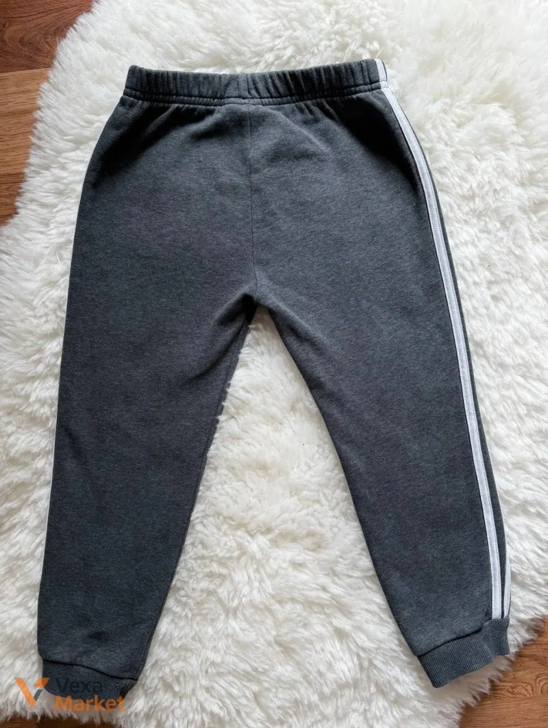 Дитячий спортивний костюм Adidas оригінал розмір 104 — фото 6