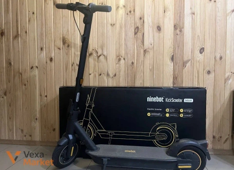 Електросамокат Ninebot KickScooter MAX