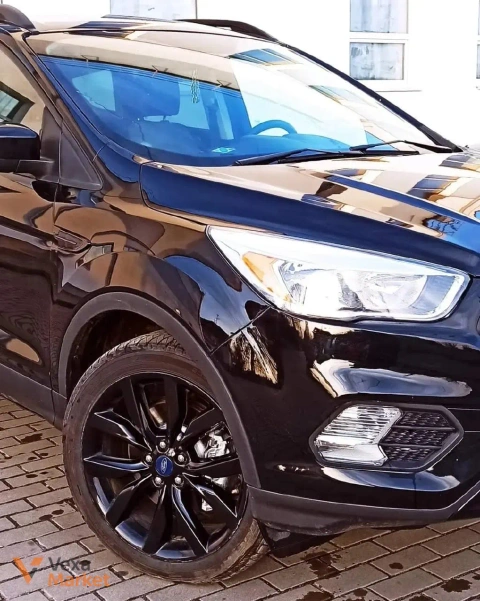 Ford Escape 2016 Чорний
