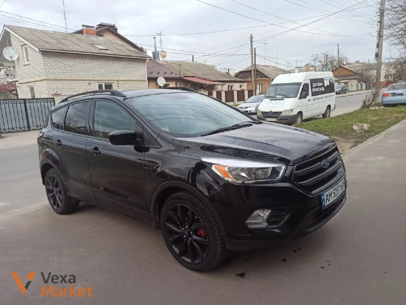 Ford Escape 2016 Чорний — фото 7