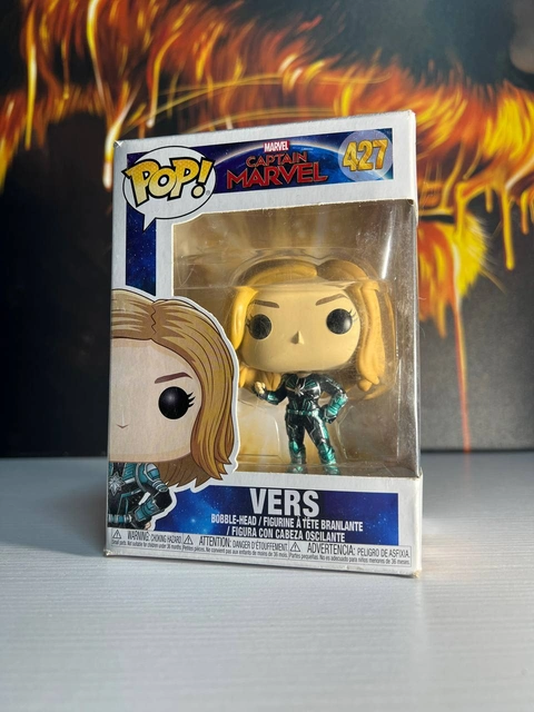 Funko Pop! Vers #427 — Captain Marvel