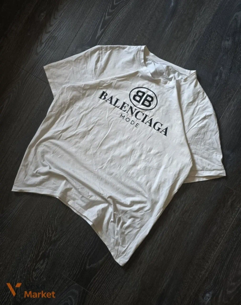 Футболка Balenciaga M-L