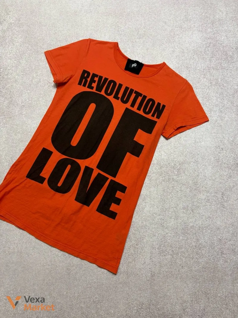 Футболка жіноча помаранчева Dolce Gabbana Revolution of Love Y2K — фото 2