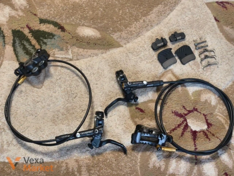 Гідравлічні гальма Shimano Saint