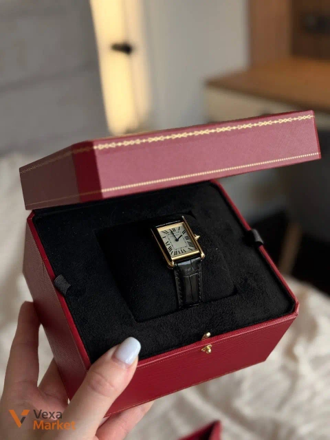 Годинник Cartier з крокодилячої шкіри