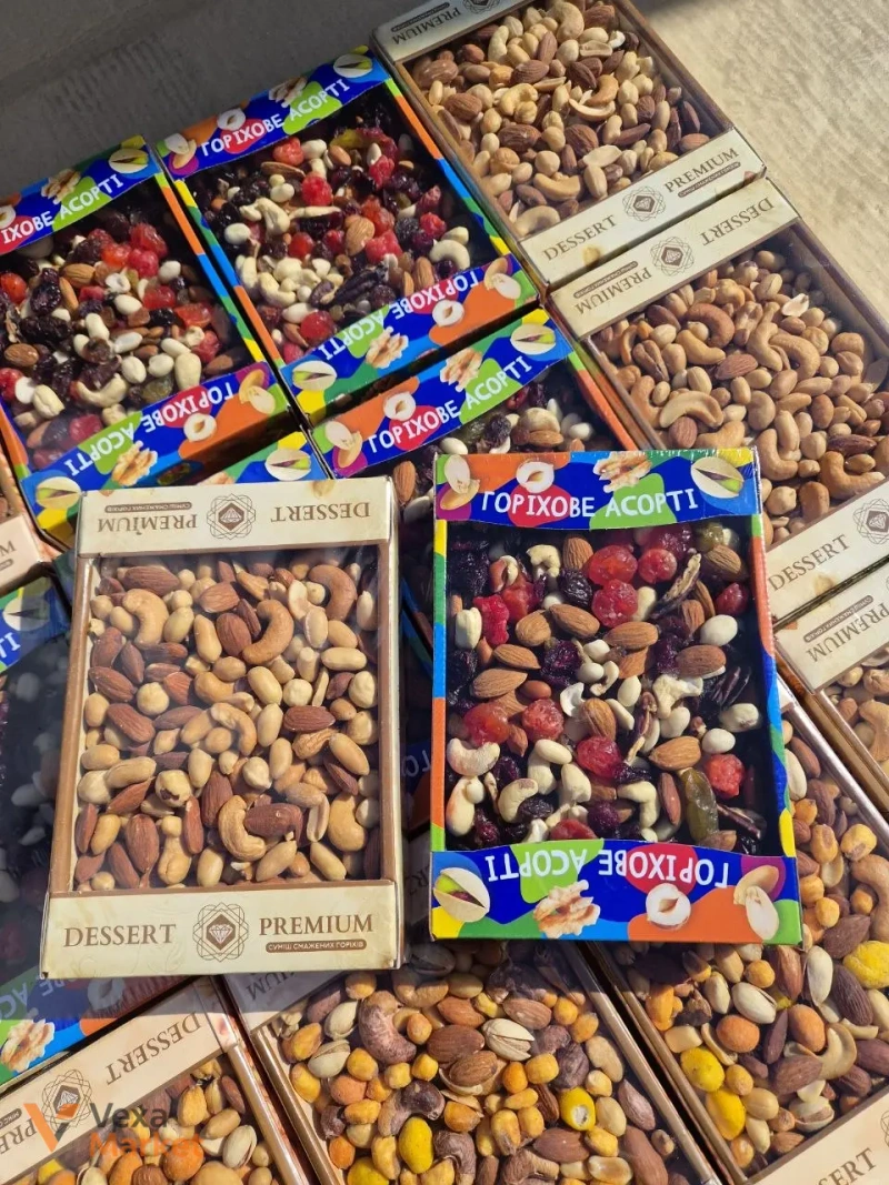 Горіхові та фруктові суміші асорті Premium Dessert