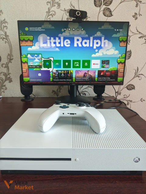 Ігрова приставка Xbox One S 500GB з дисководом та оригінальним джойстиком