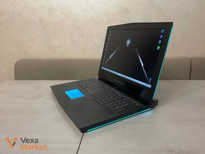 Ігровий ноутбук Dell Alienware 17 R4 Intel Core i7-7700HQ, 16GB RAM, GTX 1070 8GB, 512GB SSD + 500GB HDD — фото 2