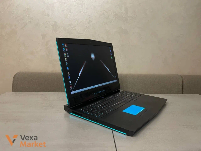 Ігровий ноутбук Dell Alienware 17 R4 Intel Core i7-7700HQ, 16GB RAM, GTX 1070 8GB, 512GB SSD + 500GB HDD — фото 3