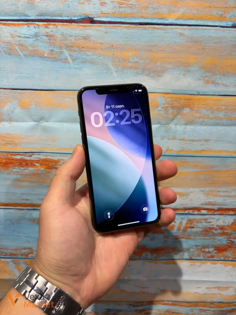 iPhone 11 Pro 64Gb — фото 2