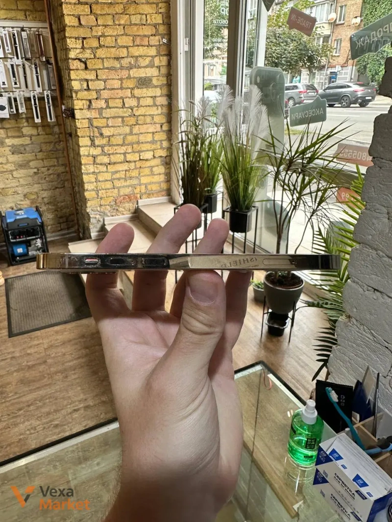 iPhone 12 Pro 256GB Gold вживаний — фото 4